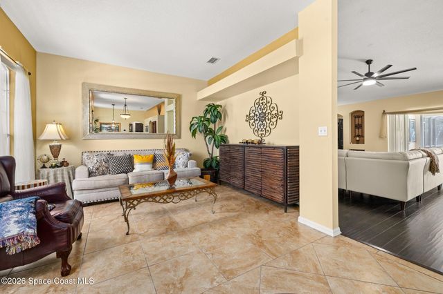 121 Nadell Avenue NW, Palm Bay, FL 32907