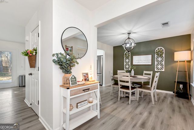 3285 Bridgeshaw Drive, Cumming, GA 30028