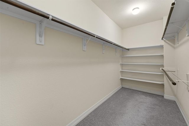 26 W Oaks Drive, Houston, TX 77058