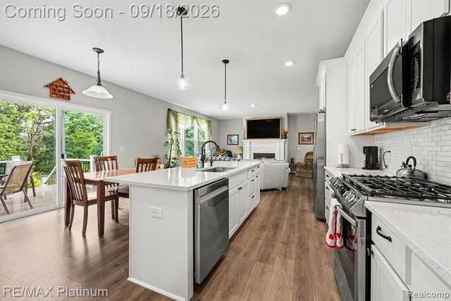 235 Barnsley Drive, Howell, MI 48843