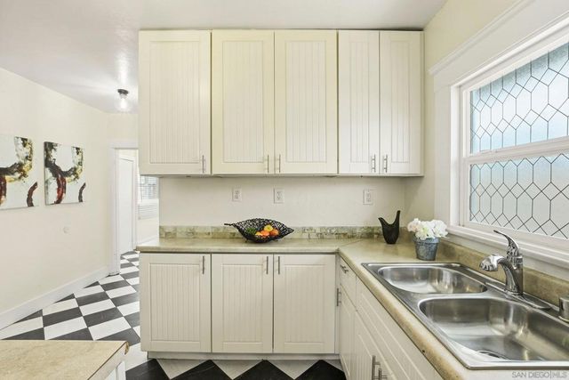 4044 Cherokee Ave, San Diego, CA 92104
