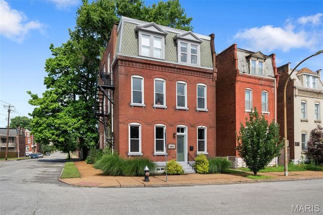 3459 Wisconsin Avenue, St Louis, MO 63118