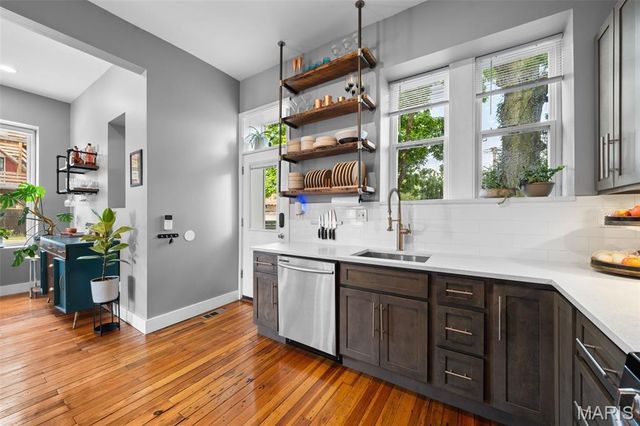 3459 Wisconsin Avenue, St Louis, MO 63118