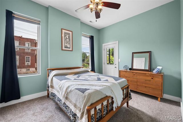 3459 Wisconsin Avenue, St Louis, MO 63118