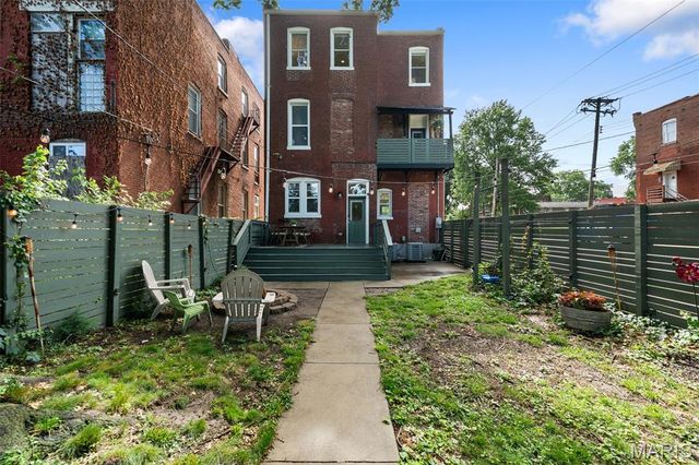 3459 Wisconsin Avenue, St Louis, MO 63118