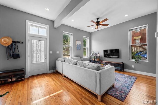 3459 Wisconsin Avenue, St Louis, MO 63118