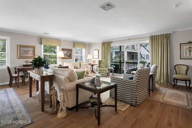 93 Bay Point Harbour, Point Pleasant, NJ 08742