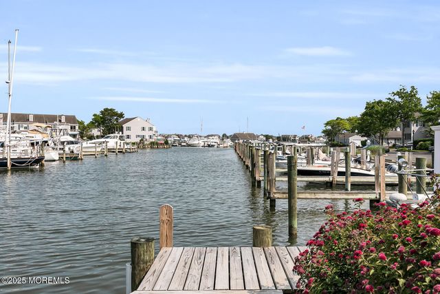 93 Bay Point Harbour, Point Pleasant, NJ 08742