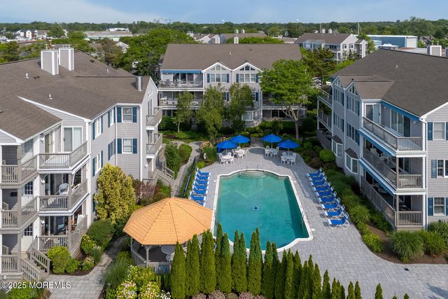 93 Bay Point Harbour, Point Pleasant, NJ 08742