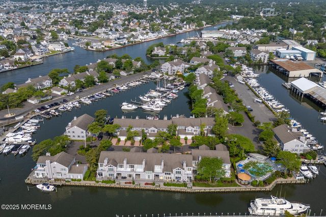 93 Bay Point Harbour, Point Pleasant, NJ 08742