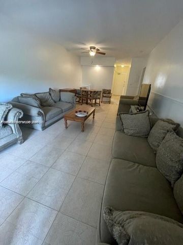 6580 Santona Street A39, Coral Gables, FL 33146