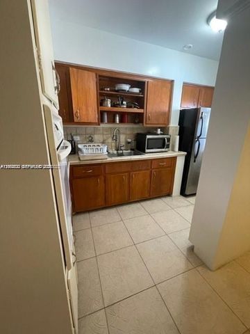 6580 Santona Street A39, Coral Gables, FL 33146