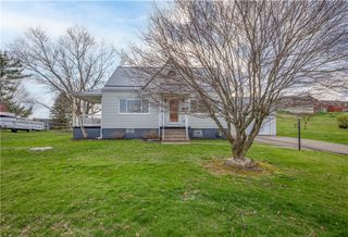 237 Montana Ave, Lower Burrell, PA 15068