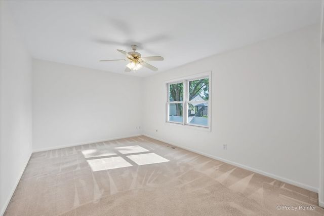 960 Independence Avenue, St. Charles, IL 60174