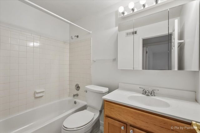 960 Independence Avenue, St. Charles, IL 60174