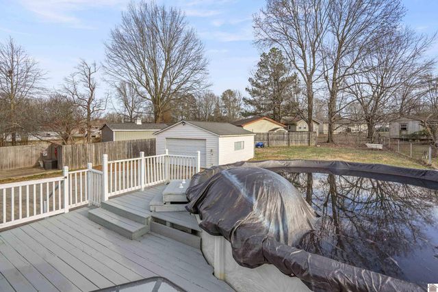 325 Longview Drive, Paducah, KY 42001