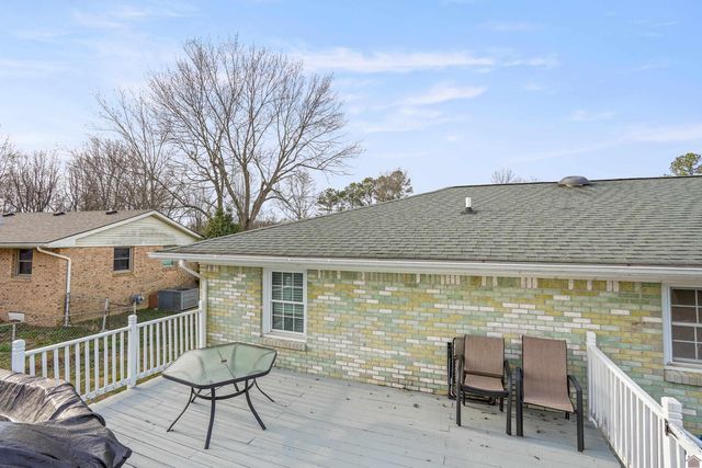 325 Longview Drive, Paducah, KY 42001