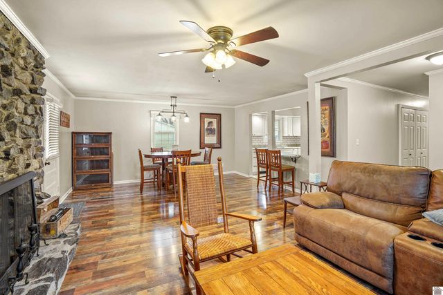 325 Longview Drive, Paducah, KY 42001