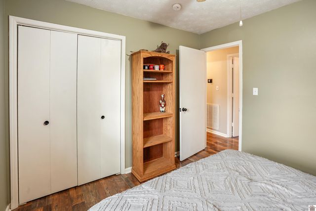 325 Longview Drive, Paducah, KY 42001