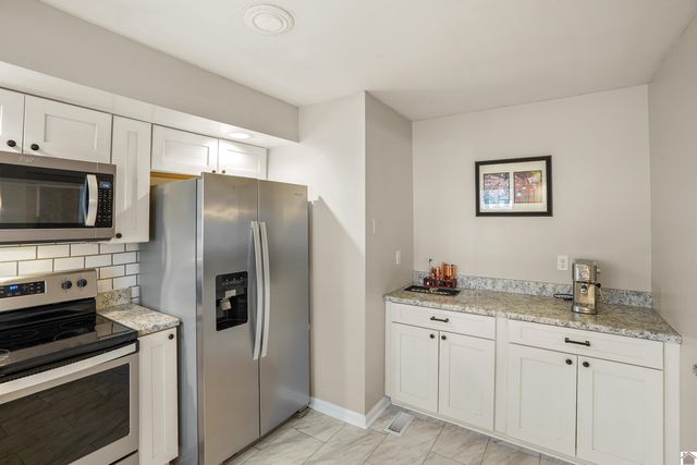 325 Longview Drive, Paducah, KY 42001