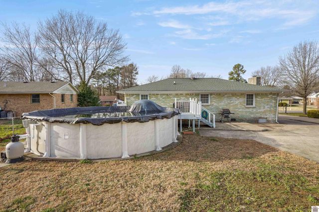 325 Longview Drive, Paducah, KY 42001