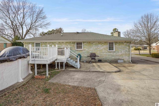 325 Longview Drive, Paducah, KY 42001