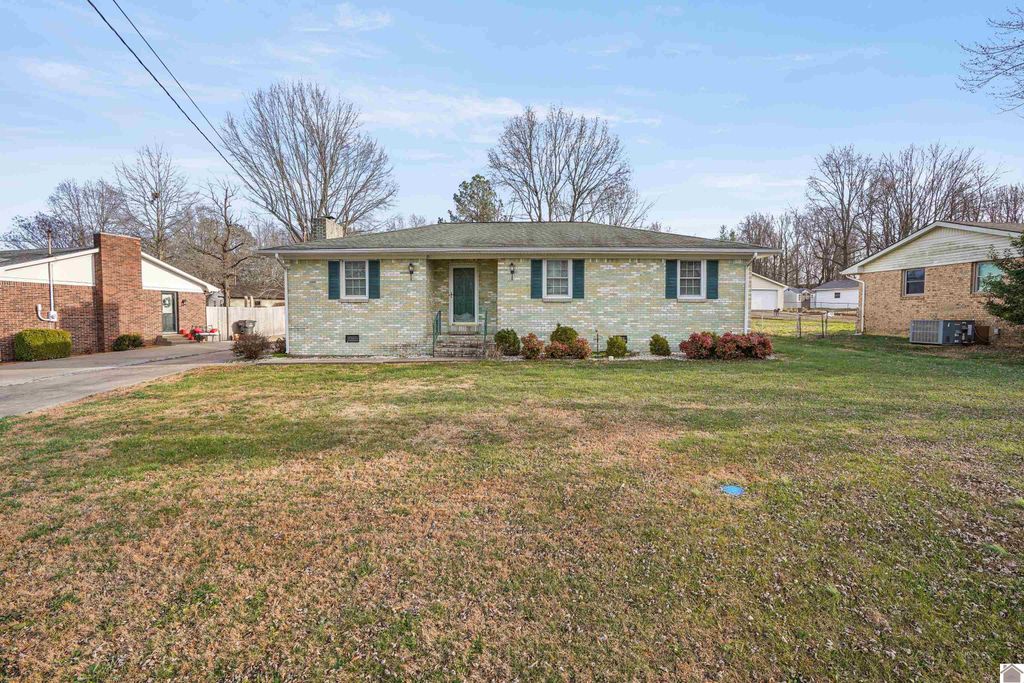 325 Longview Drive, Paducah, KY 42001