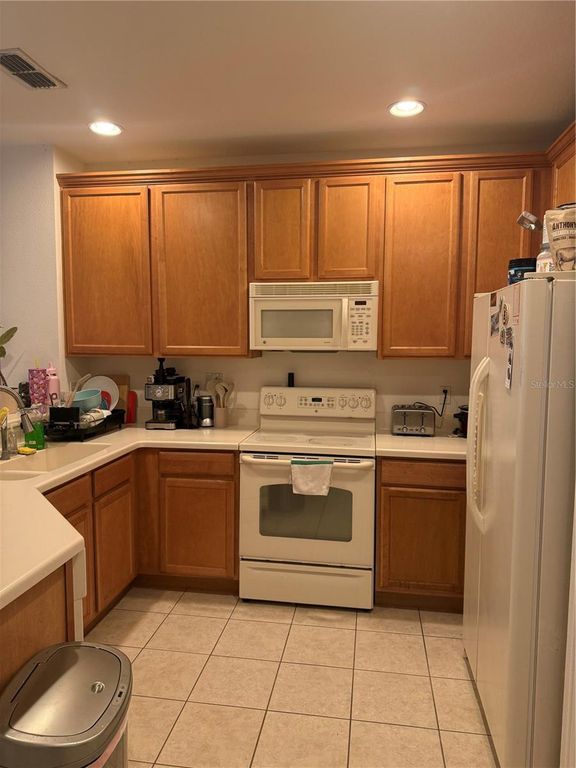 Image 3 of property listing at 3460 VICTORIA PINES DRIVE 160, Orlando, FL 32829