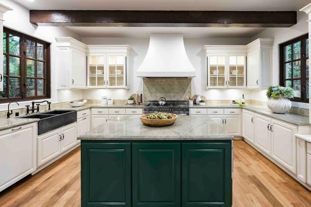 1932 Emerson Street, Palo Alto, CA 94301