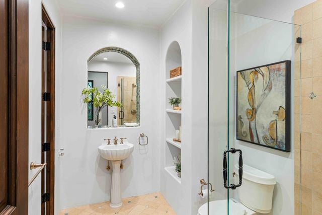 1932 Emerson Street, Palo Alto, CA 94301