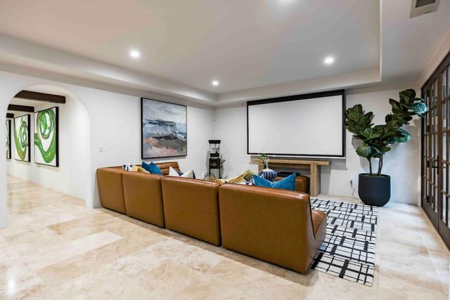 1932 Emerson Street, Palo Alto, CA 94301