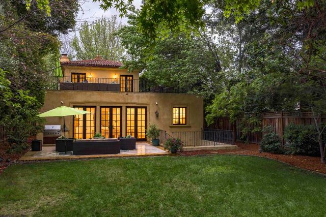 1932 Emerson Street, Palo Alto, CA 94301