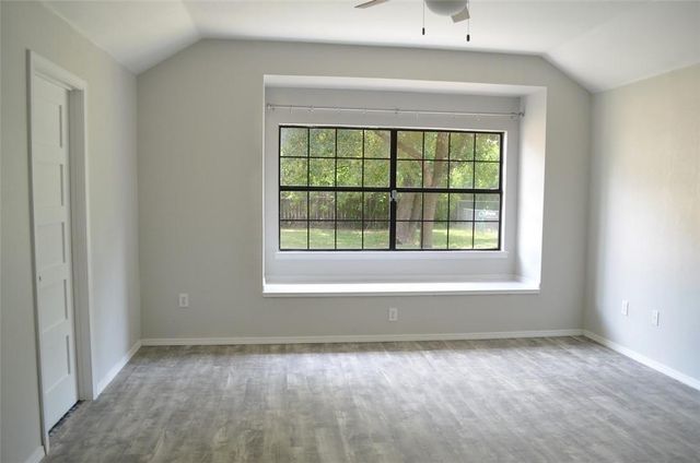 6400 Santos ST, Austin, TX 78741