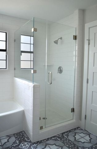 6400 Santos ST, Austin, TX 78741