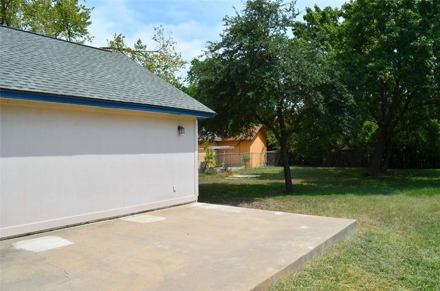 6400 Santos ST, Austin, TX 78741