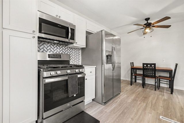 934 Reynard Street, Grand Rapids, MI 49507