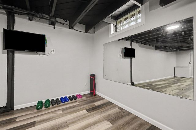 934 Reynard Street, Grand Rapids, MI 49507