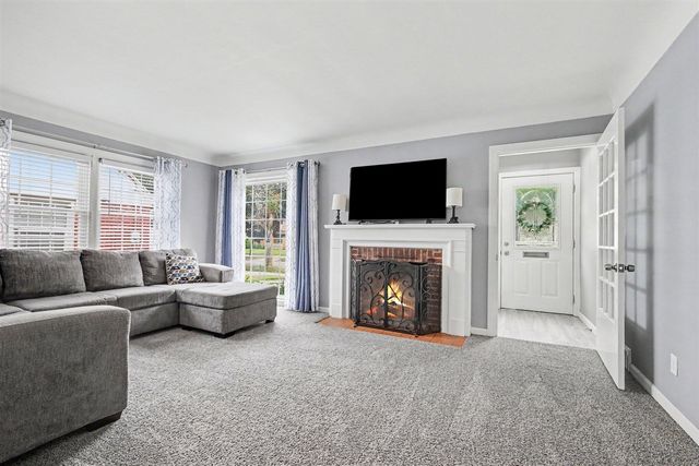 934 Reynard Street, Grand Rapids, MI 49507