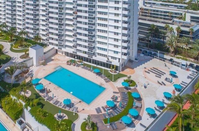 100 Lincoln Rd 307, Miami Beach, FL 33139