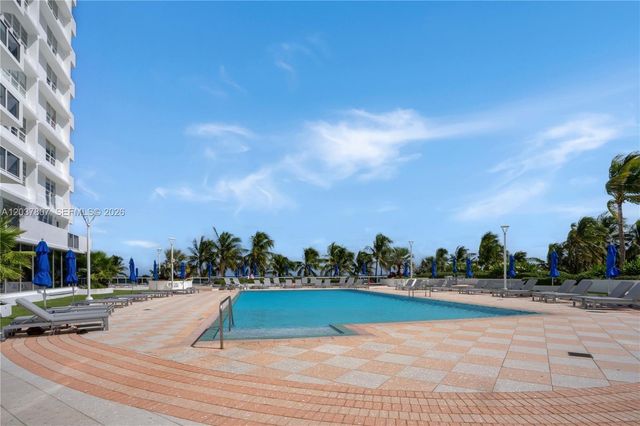 100 Lincoln Rd 307, Miami Beach, FL 33139