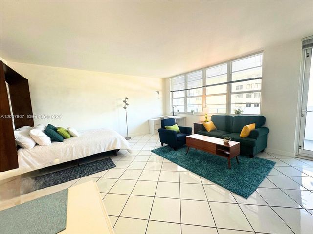 100 Lincoln Rd 307, Miami Beach, FL 33139