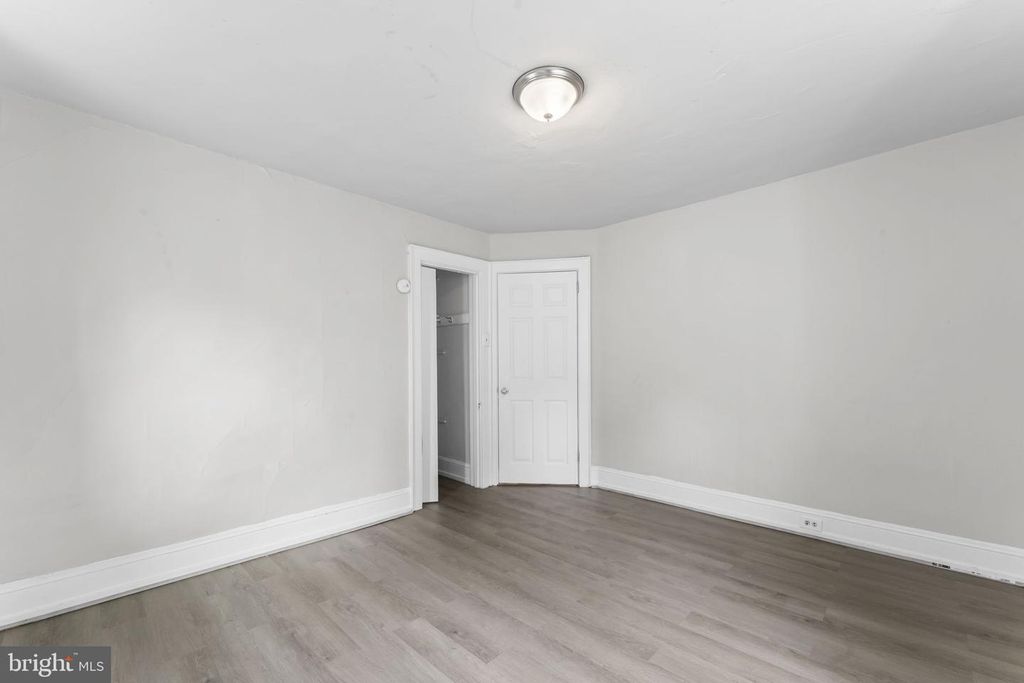 16 WINDSOR AVE, UPPER DARBY, PA 19082 — photo 4
