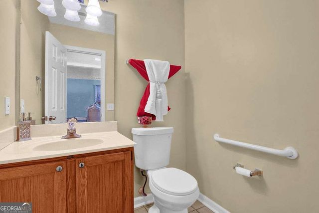 3245 Shady Woods Circle, Lawrenceville, GA 30044