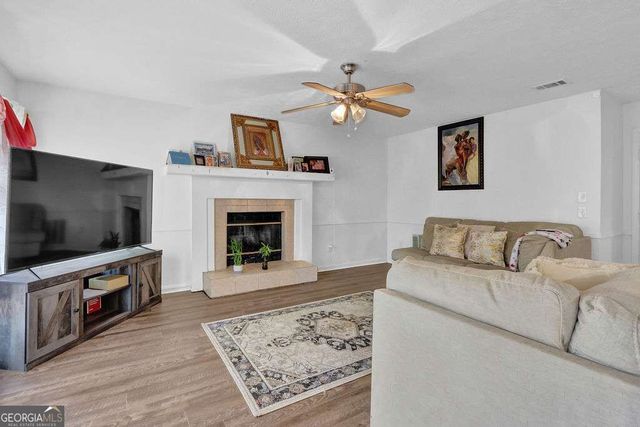 3245 Shady Woods Circle, Lawrenceville, GA 30044