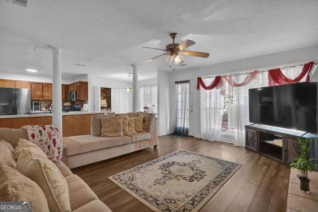 3245 Shady Woods Circle, Lawrenceville, GA 30044