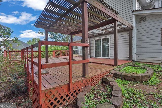 3245 Shady Woods Circle, Lawrenceville, GA 30044