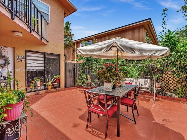 3483 SW 52nd Ave, Pembroke Park, FL 33023