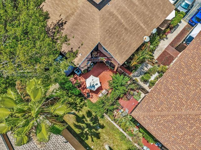 3483 SW 52nd Ave, Pembroke Park, FL 33023