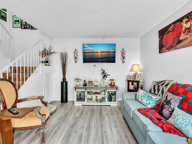 3483 SW 52nd Ave, Pembroke Park, FL 33023
