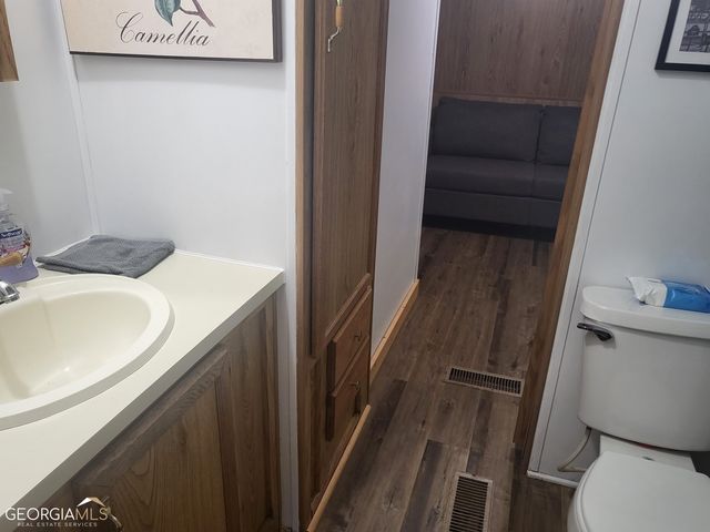 4 Magnificent Way, Cleveland, GA 30528